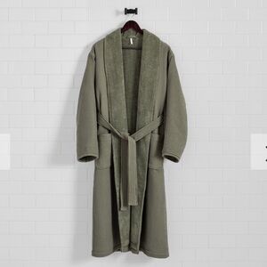 Pottery Barn extra large XL Green Robe. NEW